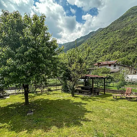 Apartment In Bagolino, Fraz, Ponte With Wifi